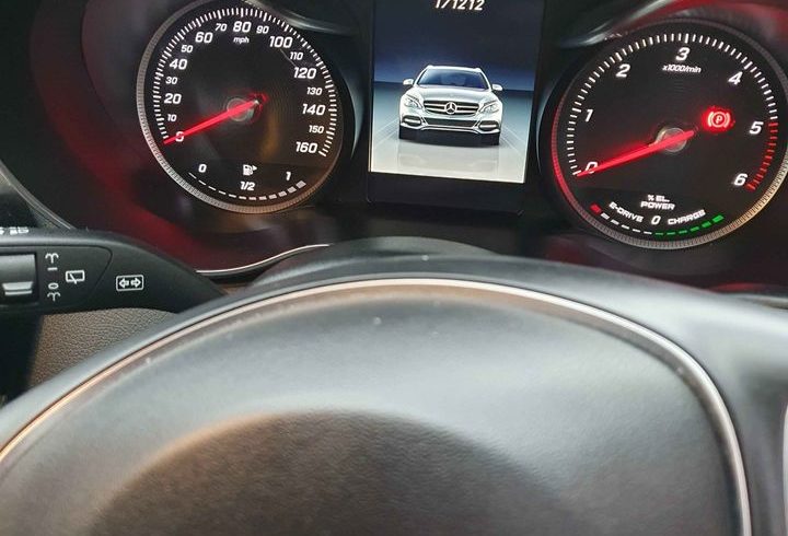 Vand Masina Mercedes-Benz C300 BlueTEC In Londra, UK