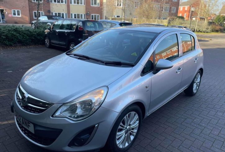 Vand Masina Vauxhall Corsa In Coventry, UK