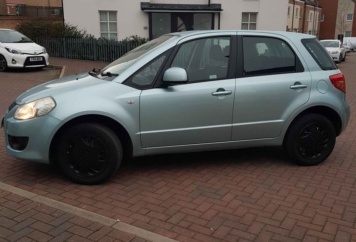 Vand Masina Suzuki SX4 In Milton Keynes, UK