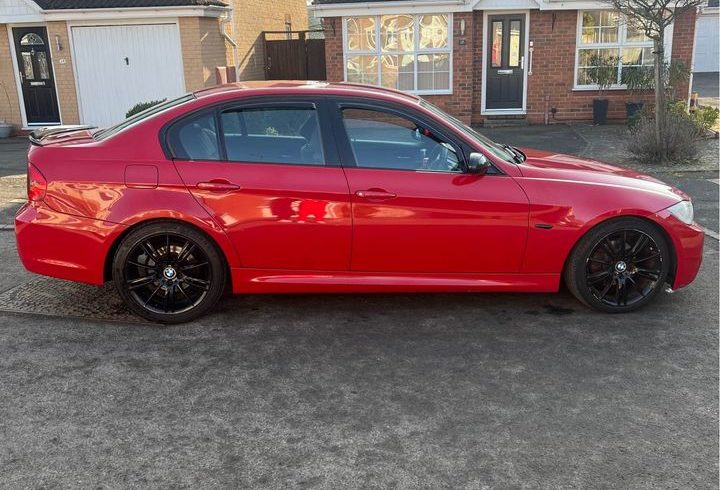 Vand BMW Seria 3 In Coventry, UK