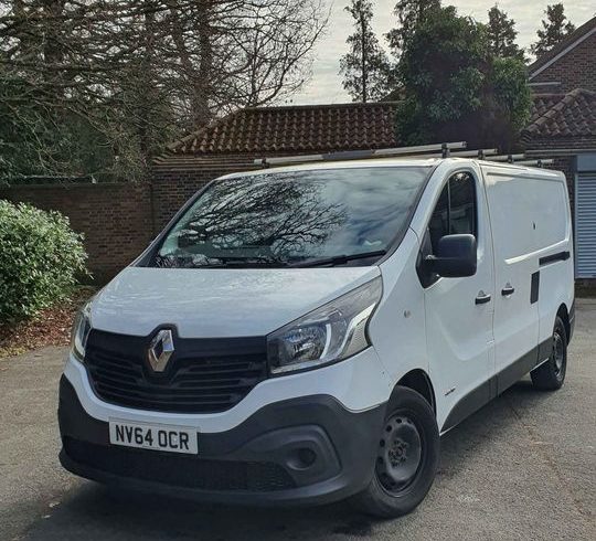Vand Furgoneta Renault Trafic In Harrow, Londra
