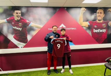 Antrenament De Fotbal Pentru Copii In West Midlands, UK