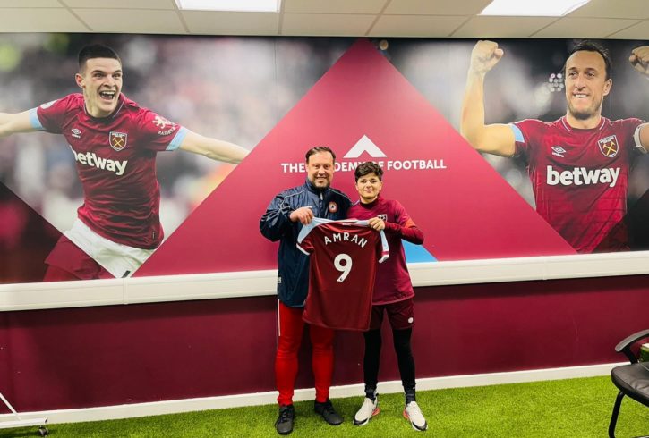 Antrenament De Fotbal Pentru Copii In West Midlands, UK