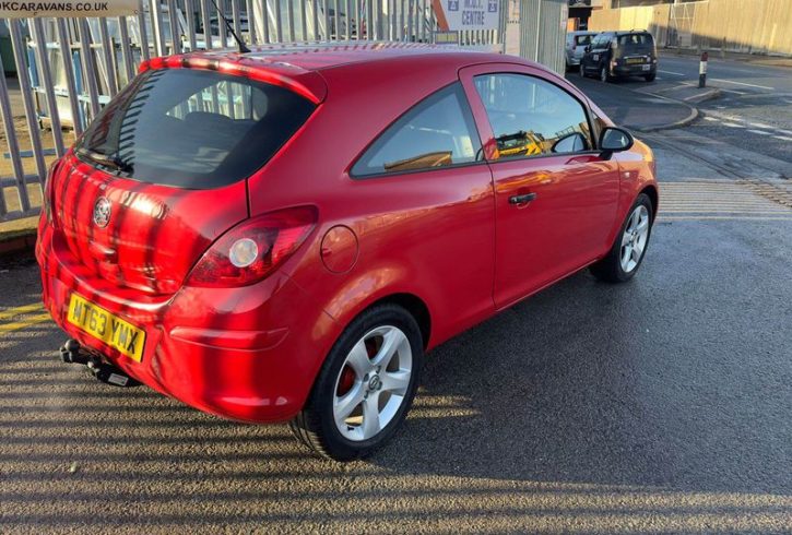 Vand Masina Vauxhall Corsa Sting In Kingston Upon Hull, UK