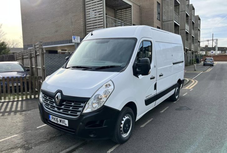 Vand Masina Renault Master Business 125 In Barking, Londra