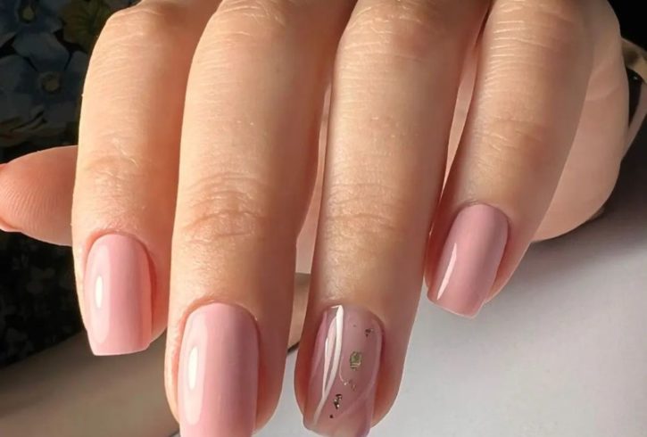 Salon De Infrumusetare In Manchester, UK