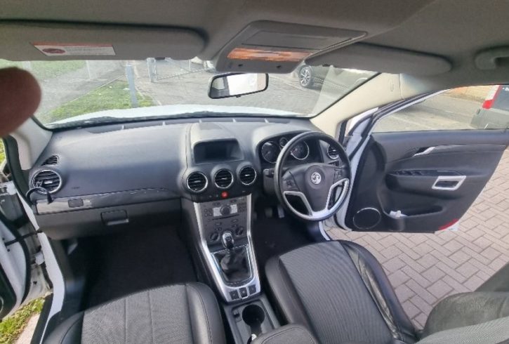 Vand SUV Vauxhall Antara SE in Dagenham, Londra