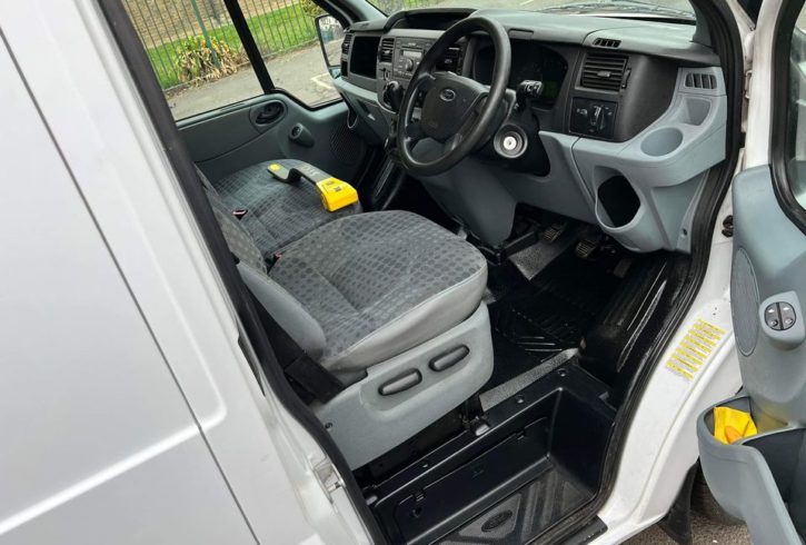 De Vanzare Masina Ford Transit In Londra, UK