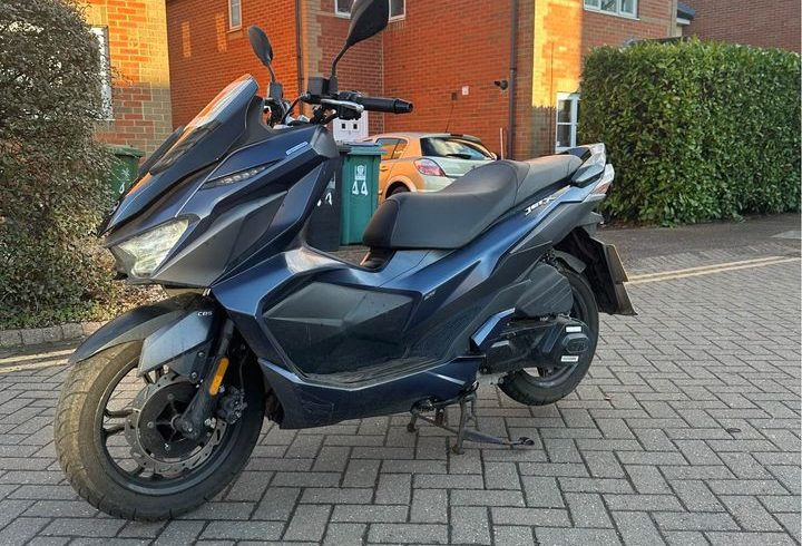 Vand Motocicleta SYM Jet In Watford, UK