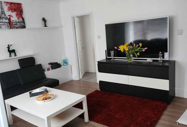 Chirie Camera Dubla In Romford, Londra