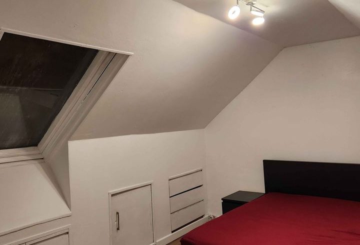 Chirie Camera Dubla In Romford, Londra