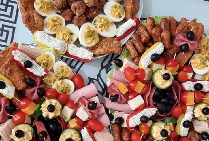 Meniuri Traditonale De Paste La Comanda In Leamington Spa, UK