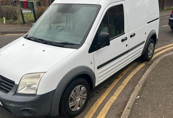Vand Masina Ford Transit Connect In Slough, UK