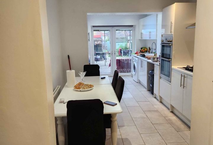 Chirie Camera Dubla In Romford, Londra