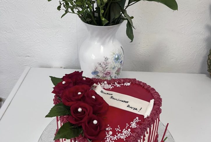 Meniuri Paste Si Torturi Personalizate La Comanda In Londra, UK