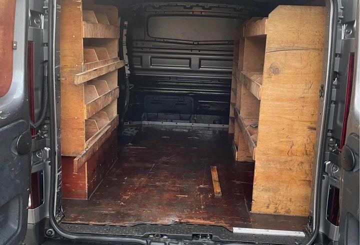 Vand Duba Renault Traffic In Watford, UK