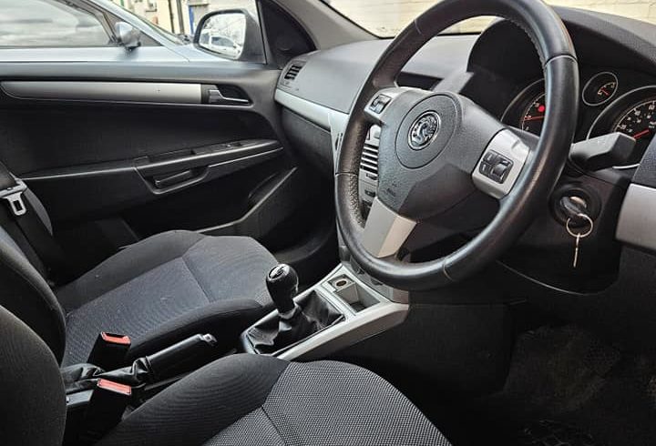 Vand Masina Vauxhall Astra In Dagenham, Londra