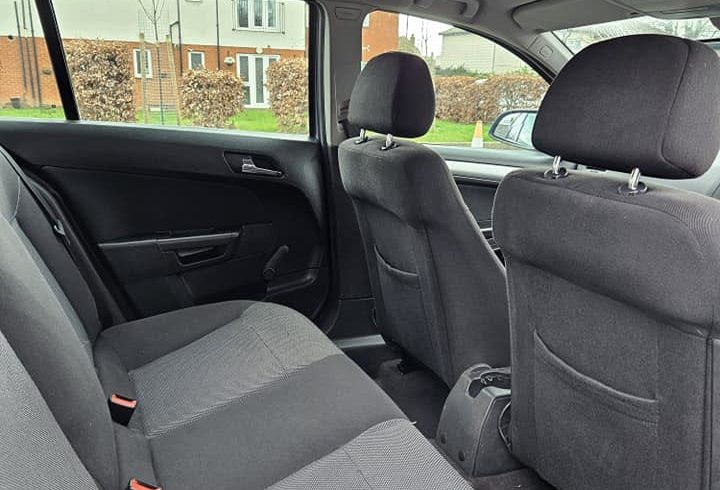 Vand Masina Vauxhall Astra In Dagenham, Londra