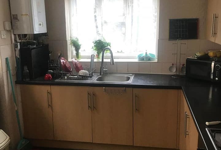 Chirie Camera Dubla Cu Box Room In East Ham, Londra