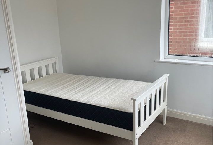 Chirie Camera Single In Hayes, Londra