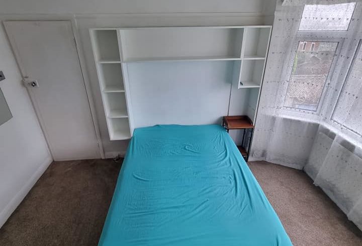 Chirie Camera Double In Sudbury Hill, Londra