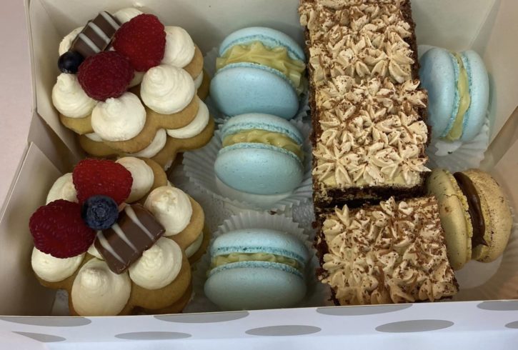 Comenzi Pentru Sarbatorile Pascale In Londra, UK