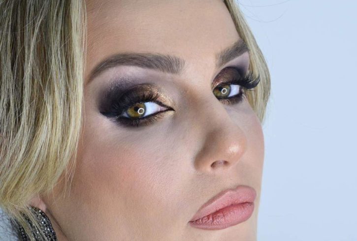 Salon De Infrumusetare In Leeds, UK