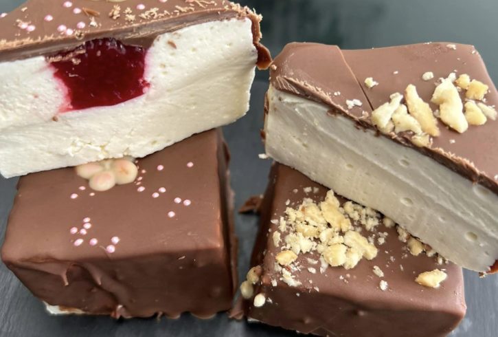 Prajituri De Casa Si Torturi La Comanda In Edgware, Londra