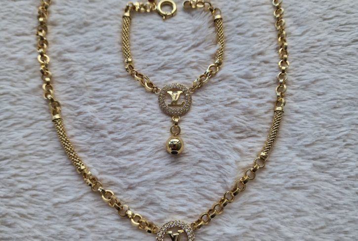 Bijuterii Din Aur 14K La Comanda Cu Livrare In UK