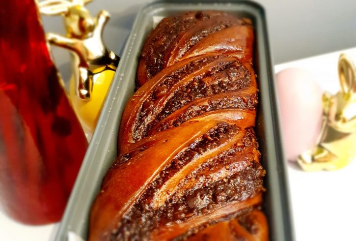 Produse Romanesti De Patiserie Si Cofetarie In Hillingdon, Londra