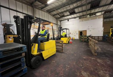 Cursuri Forklift Cu Instructor Roman In Bilston, UK