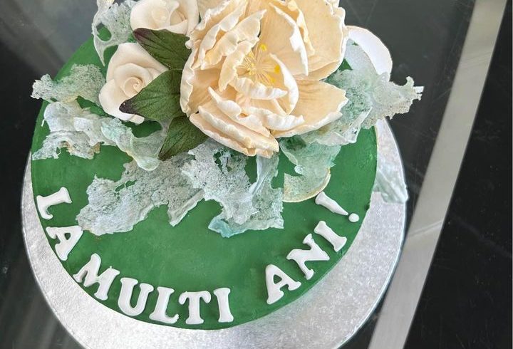 Prajituri De Casa Si Torturi La Comanda In Edgware, Londra