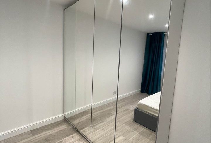 Chirie Camera Dubla In Romford, Londra