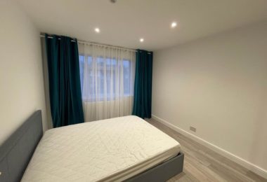 Chirie Camera Dubla In Romford, Londra