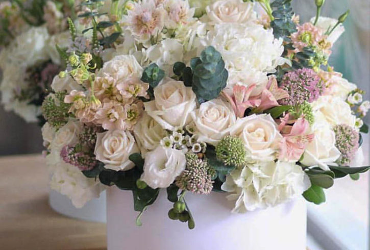 Buchete Si Aranjamente De Flori Naturale Cu Livrare In UK Buchete Si Aranjamente De Flori Naturale Cu Livrare In UK