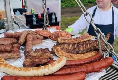 Meniuri Romanesti La Grill In Fiecare Duminica In Taplow, UK