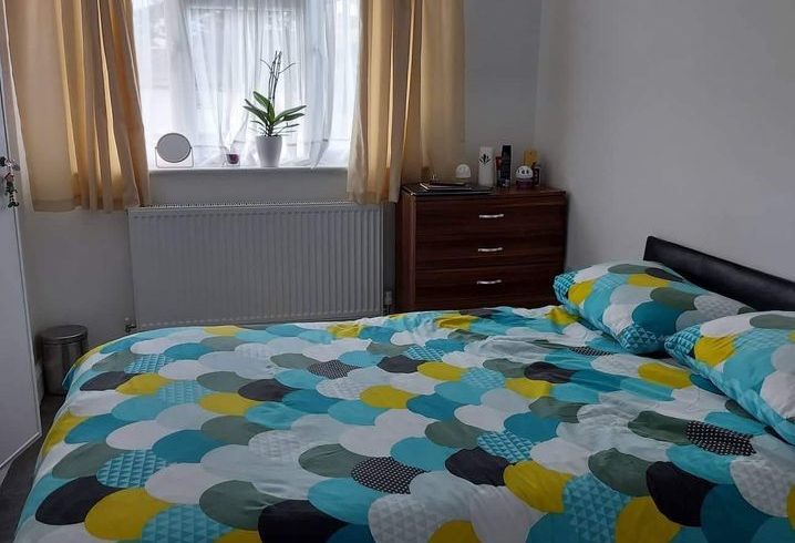 Chirie Camera Dubla In Queensbury, Londra