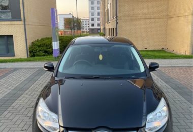 Vand Masina Ford Focus In Hatfield, UK