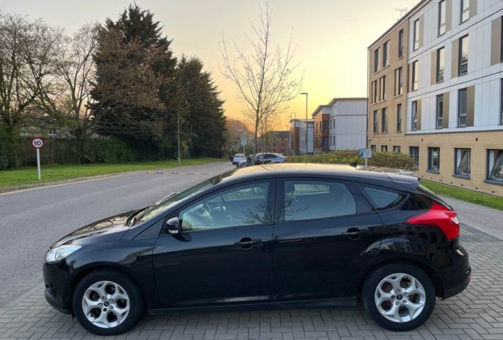 Vand Masina Ford Focus In Hatfield, UK