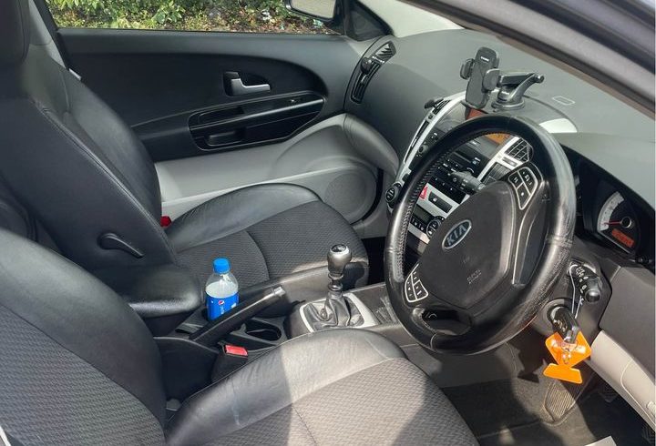 Vand Masina Kia In Leamington Spa, UK