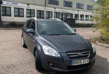 Vand Masina Kia In Leamington Spa, UK