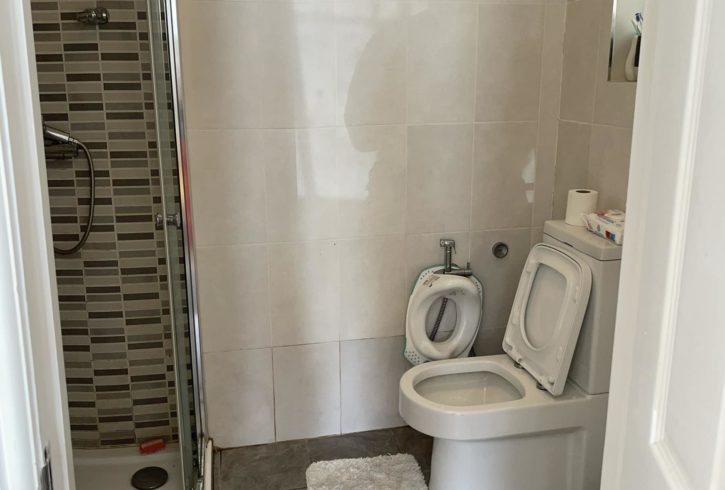 Chirie Camera King Size In Gants Hill, Londra