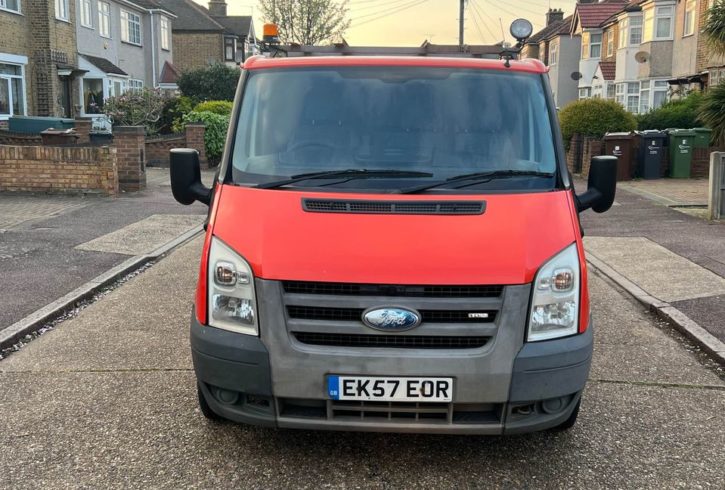 Vand Masina Ford In Dagenham, Londra