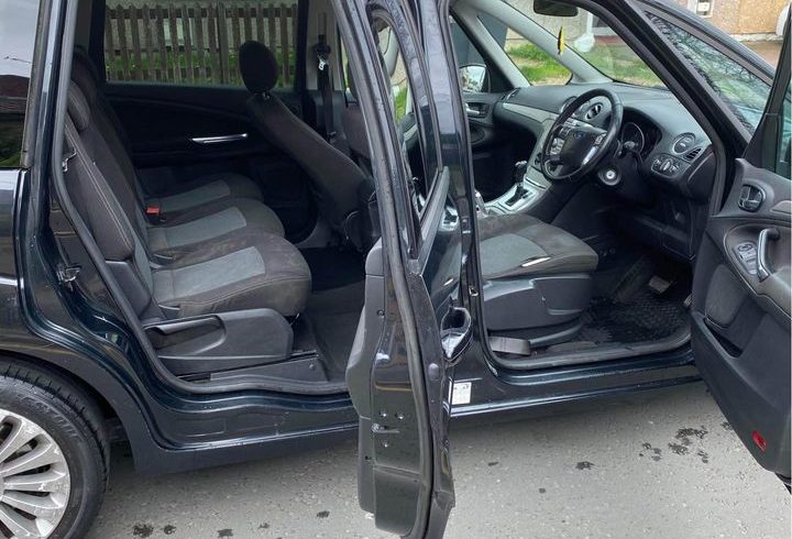 Vand Masina Ford In Dagenham, Londra