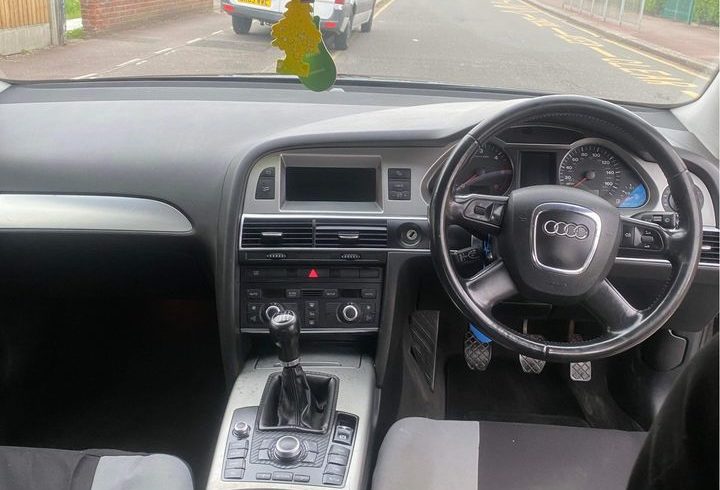 Vand Masina Audi In Dagenham, Londra