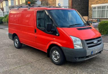 Vand Masina Ford In Dagenham, Londra