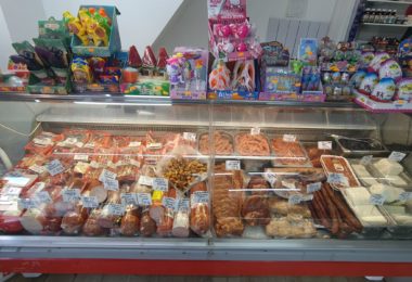 Magazin Traditional Romanesc In Birmingham, UK