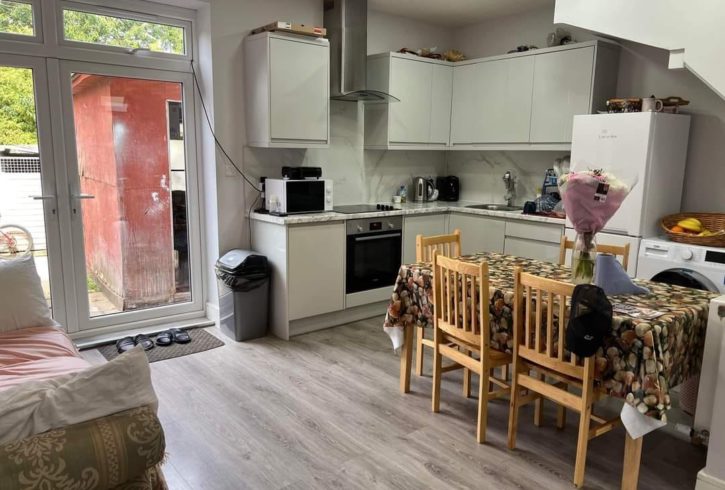 Chirie Camera Dubla In Enfield, Londra