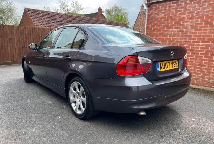 Vand Masina BMW In Tewkesbury, UK