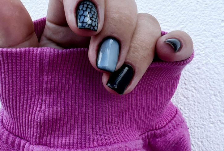 Aplic Unghii Cu Gel In Manor Park, Londra